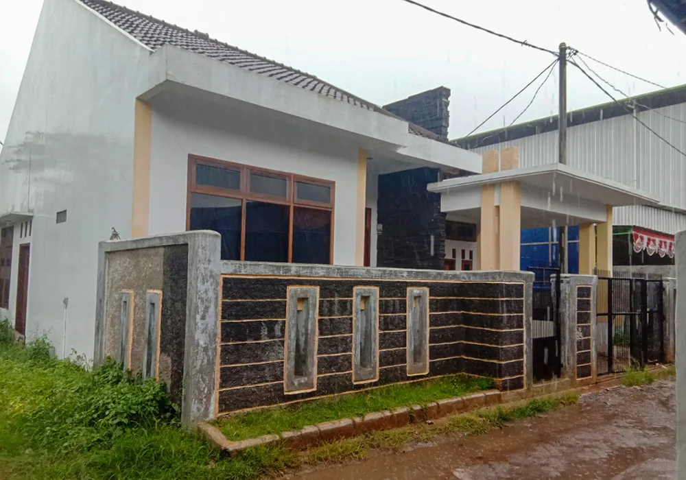 RUMAH DI KAB. TANGERANG - JTII02-3 - foto 3
