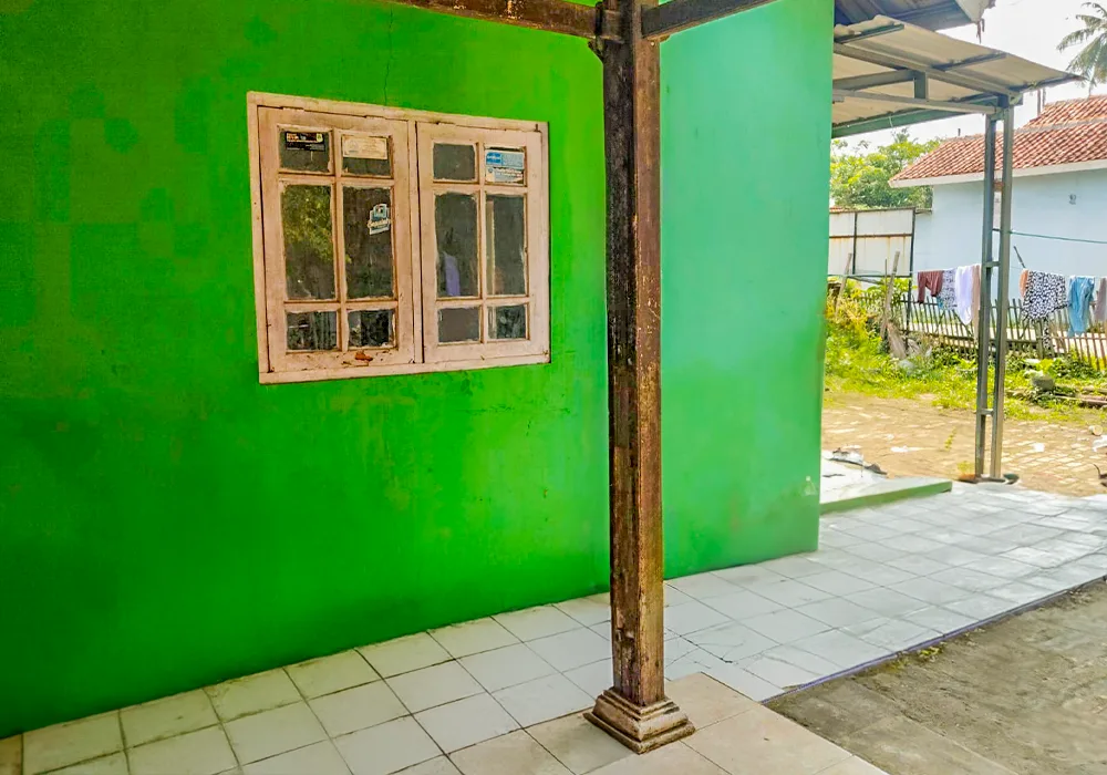 RUMAH DI KAB. KARAWANG - NPL357-1 - foto 3