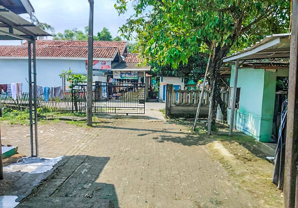 RUMAH DI KAB. KARAWANG - NPL357-1 - foto 4