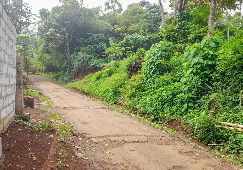 Tanah Luas di Babakan Siliwangi, Arjasari - Bandung NPL414-4 - foto 2
