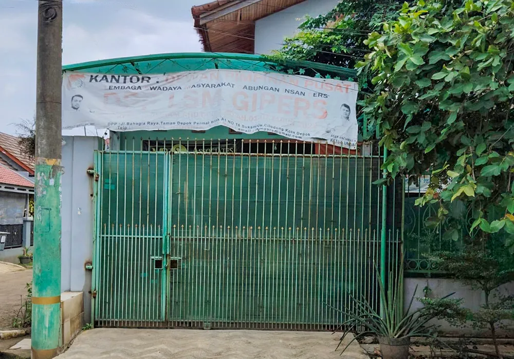 RUMAH DI KOTA DEPOK - NPL424-7 - foto 2