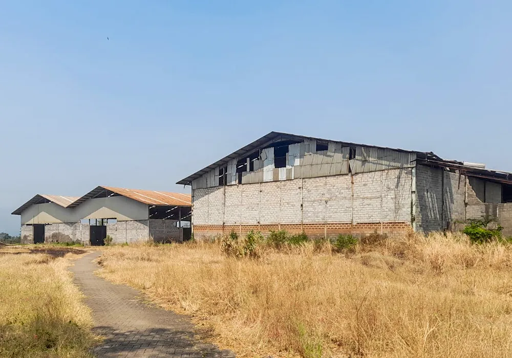 PABRIK DI KAB. PASURUAN NPL601-2 - JAWA TIMUR