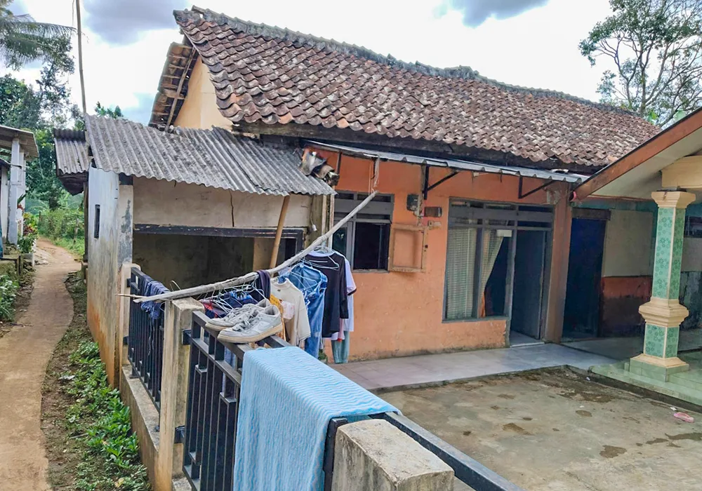 RUMAH DI KAB. SUKABUMI - WOFF405-1 - foto 2