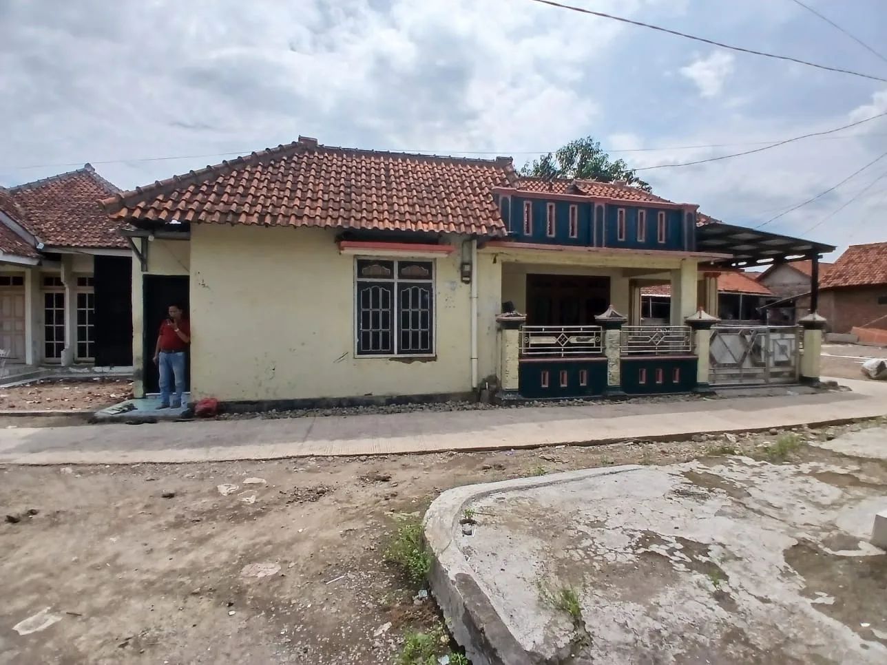 RUMAH DI KAB. CIREBON - WOFF4267-1 - foto 3