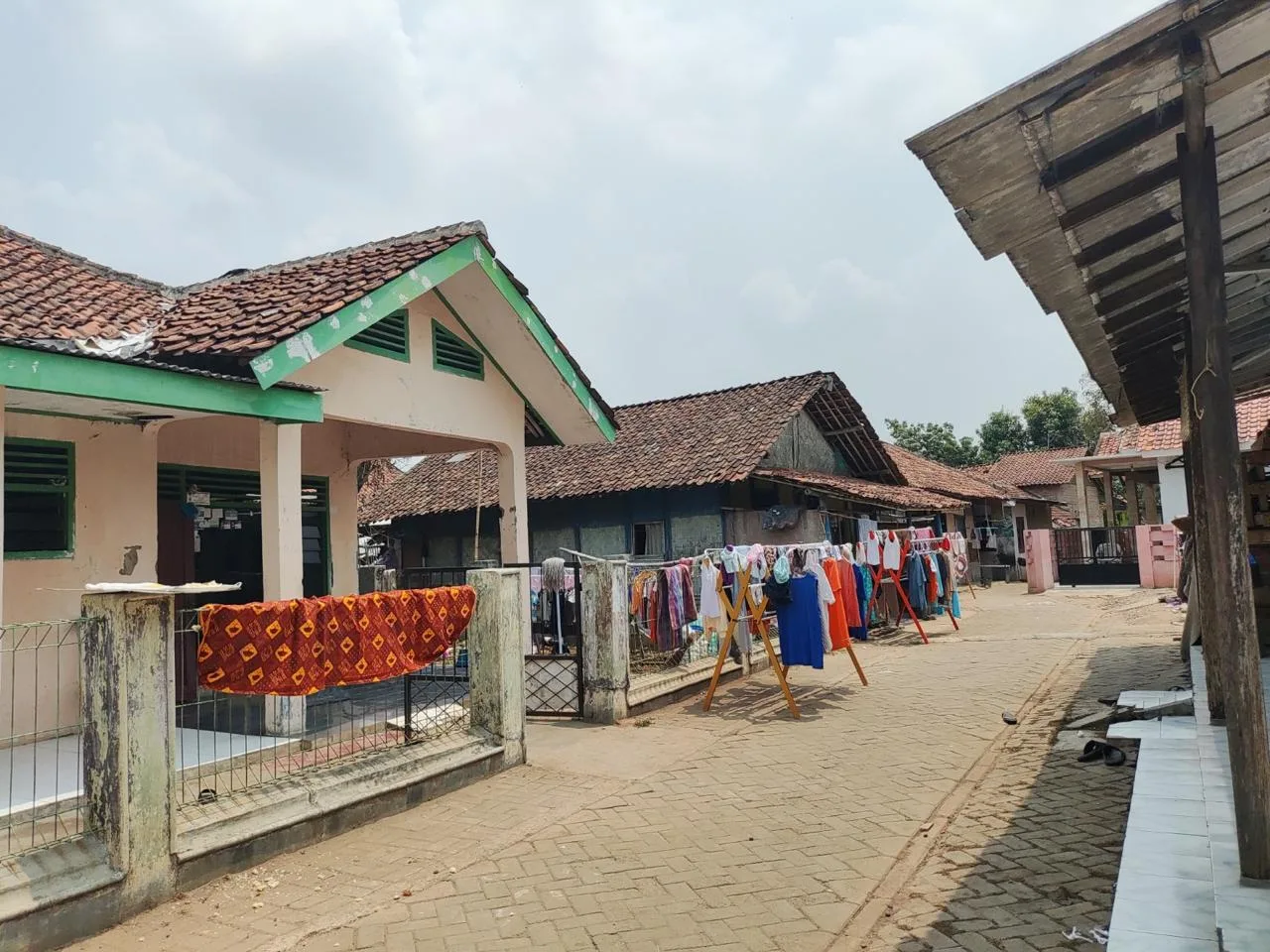 RUMAH DI KAB. TANGERANG - WOFF4270-1 - foto 3