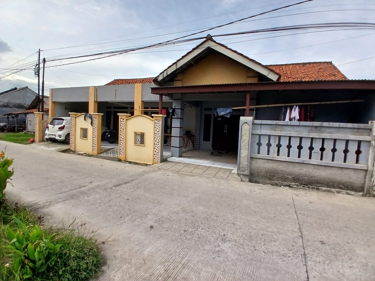 RUMAH DI KAB. BEKASI - WOFF4273-1 - foto utama
