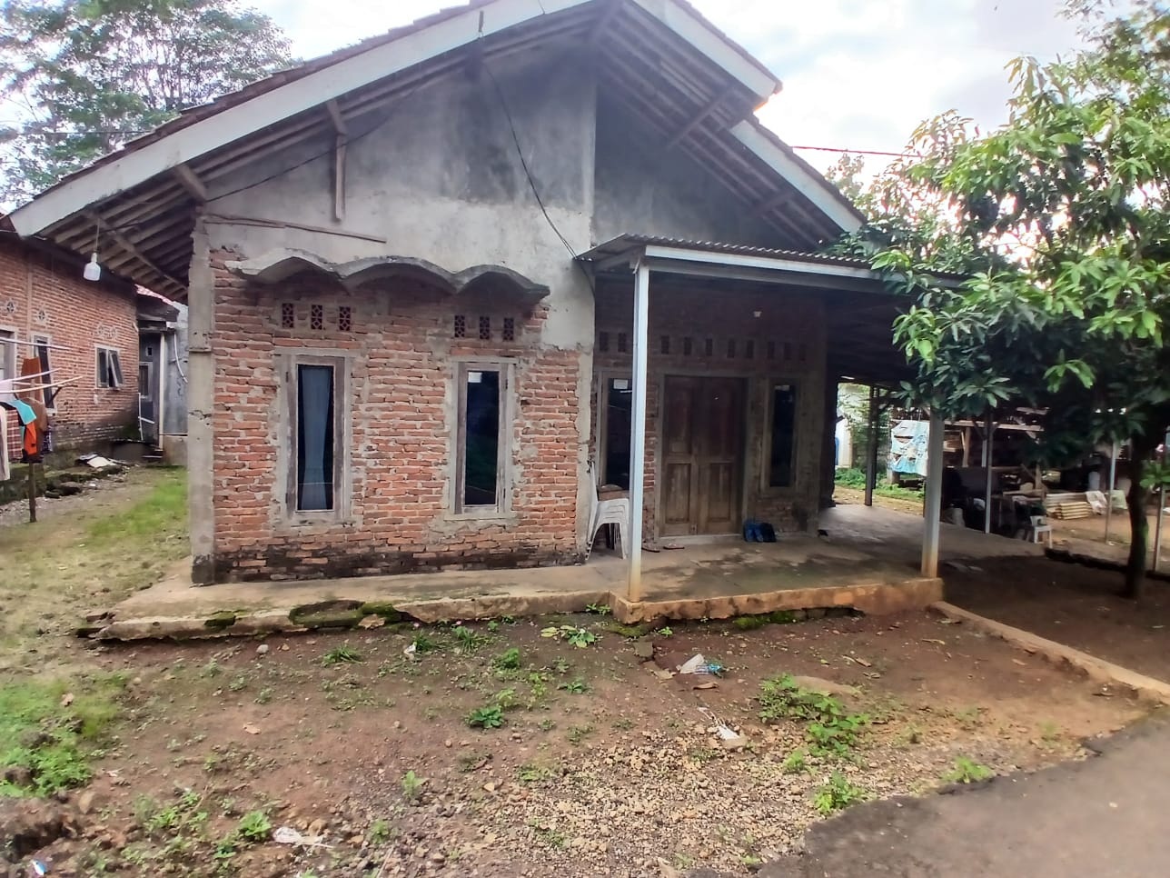 RUMAH DI KAB. CIREBON - WOFF4277-1 - foto utama