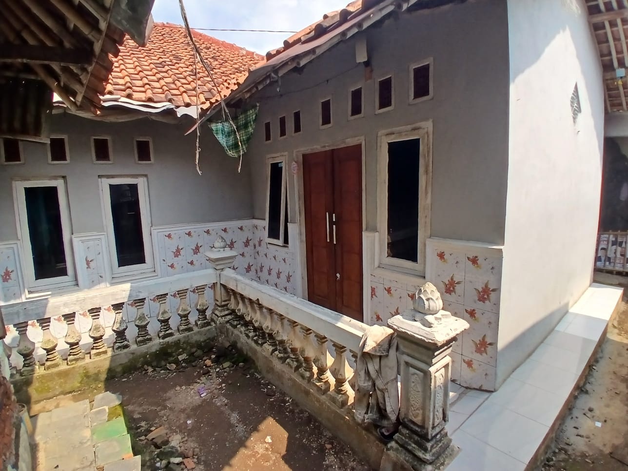 RUMAH DI KAB. CIREBON - WOFF4278-1 - foto utama