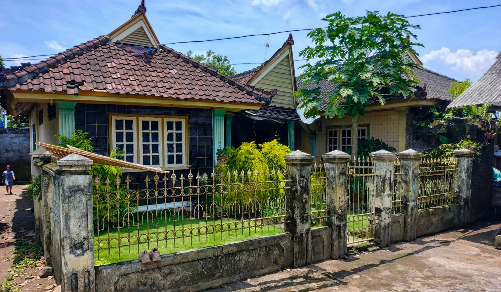RUMAH DI KAB. LOMBOK TENGAH  - WOFF4996-2 - NUSA TENGGARA BARAT