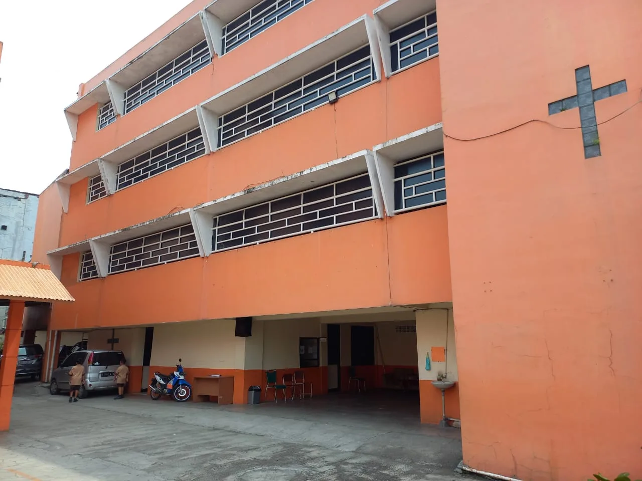RUMAH DI KOTA BEKASI - WOFF869-1 - foto 3