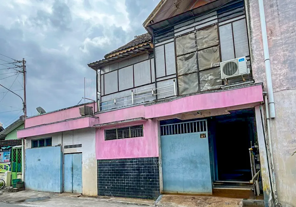RUMAH DI KOTA SURAKARTA - WOFF875-1 - Jawa Tengah