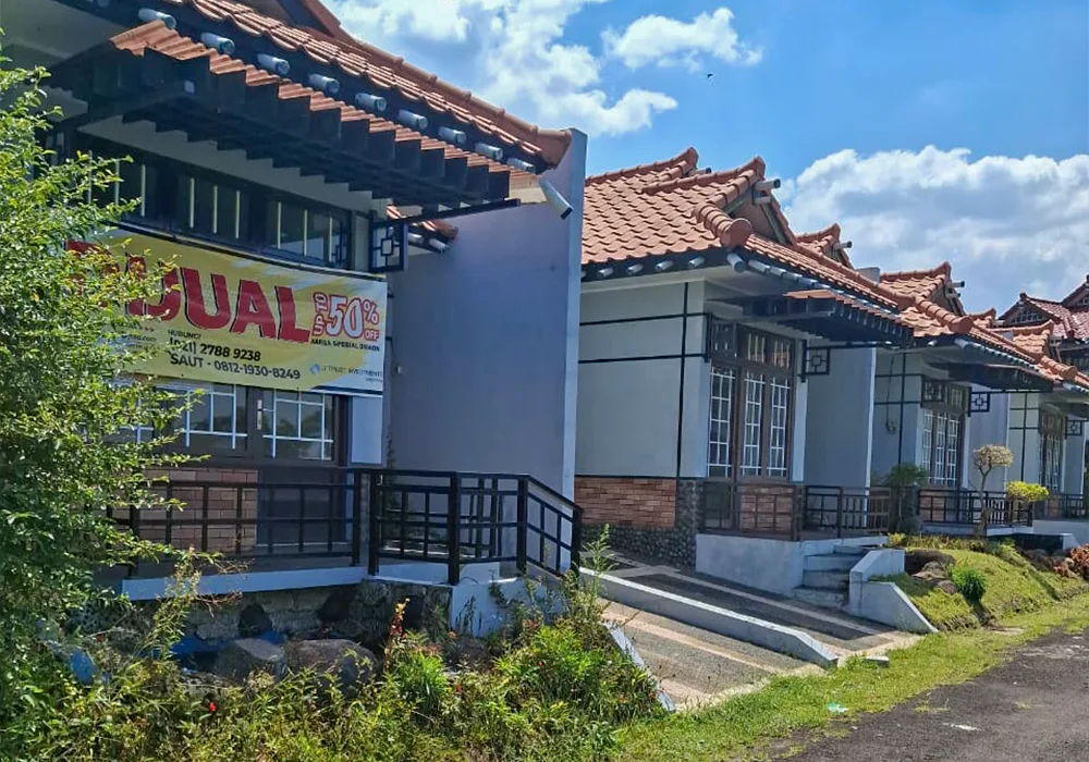 RUMAH DI KAB. CIANJUR - WOFF885-1 - foto 2