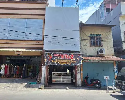 RUKO DI KOTA MAKASSAR - WOFF576-1