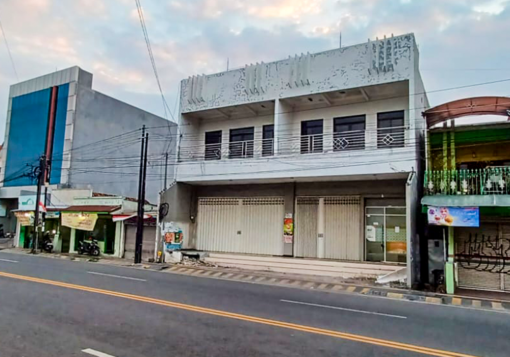RUMAH DI KOTA MADIUN - WOFF792-8