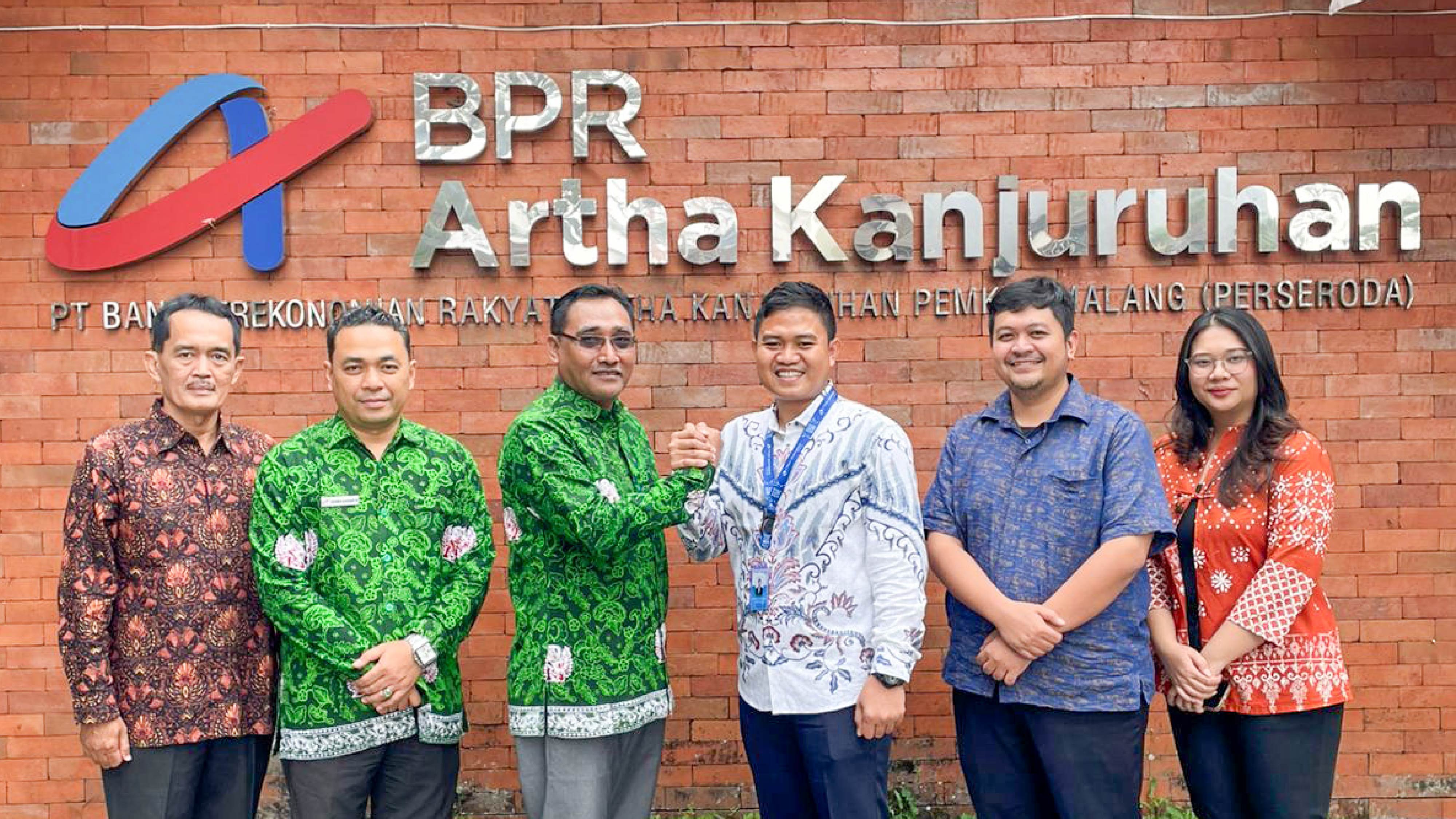 Acara Penandatanganan JTII dan BPR Artha Kanjuruhan